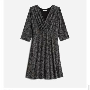 Black and white print faux wrap dress!